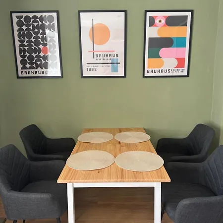 Anita In Mit 3 Schlafzimmern Apartment Lutherstadt Eisleben